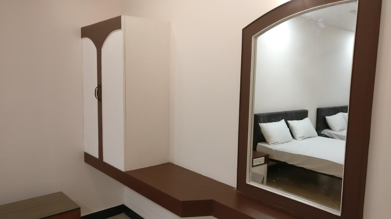 Ashok Bhavan Hotel Madurai Exterior photo